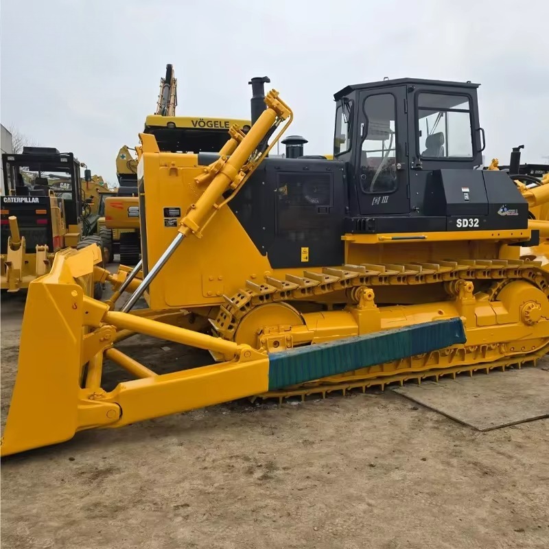 Bulldozer Beroda Rantai SEM818 - Heavy Equipment Bulldozer ulasan dan harga
